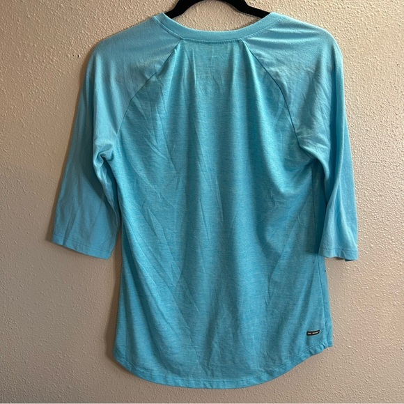 Danskin Light Blue 3/4 Sleeve Athletic Top - Picture 3 of 5